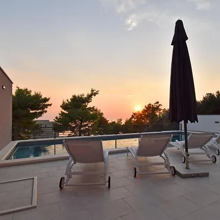 Zoran By Interhome Vakantiehuis *