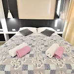 Zoran By Interhome بيت للعطل