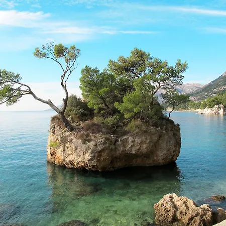 Nyaraló Zoran By Interhome Makarska