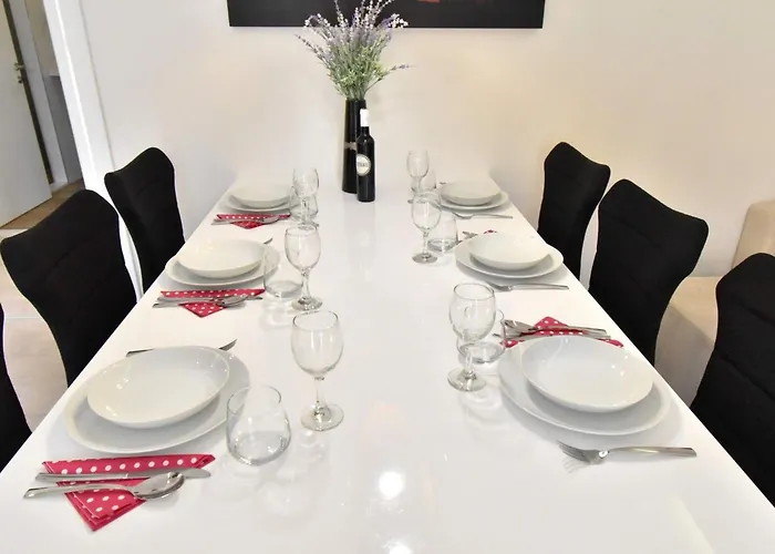 Zoran By Interhome * Makarska