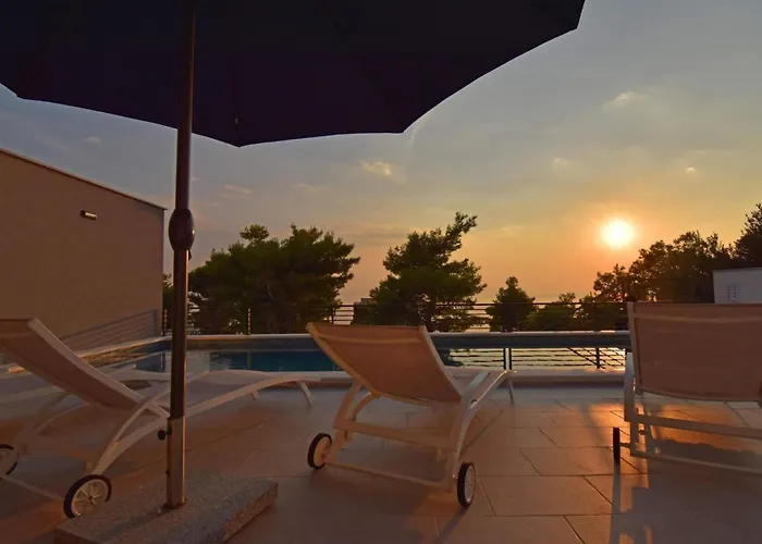 Zoran By Interhome Makarska