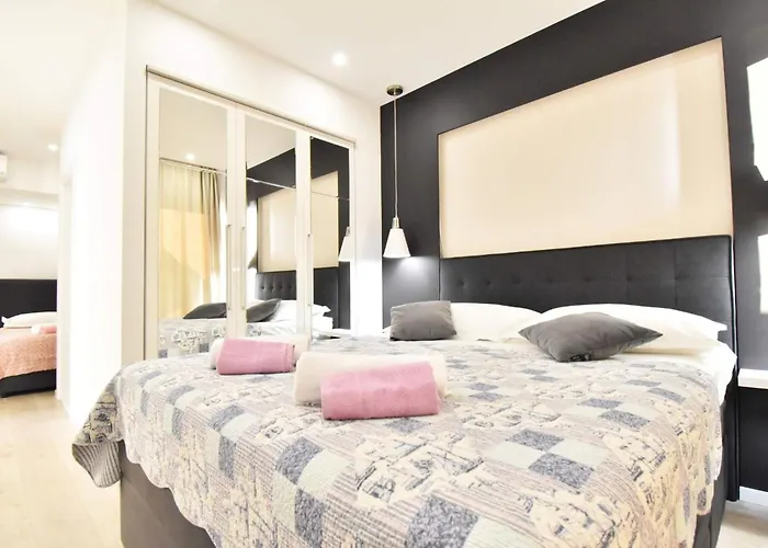 Zoran By Interhome *