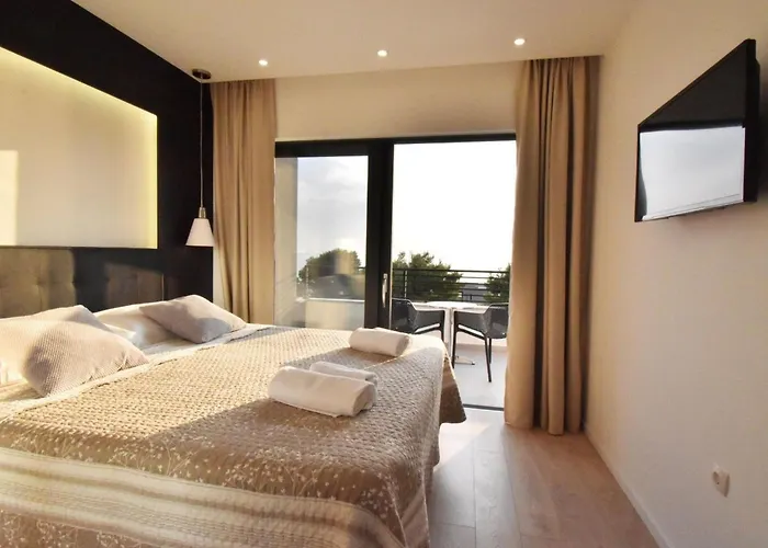 Holiday home Zoran By Interhome Makarska